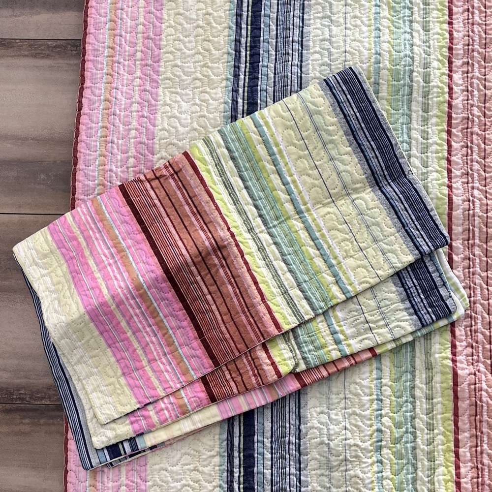 Striped Multicolor Quilt - Picture 2 of 3